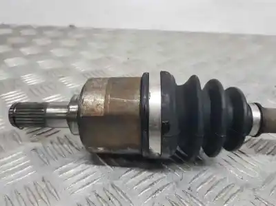 Peça sobressalente para automóvel em segunda mão transmissão dianteira esquerda por kia cee´d drive referências oem iam 49500g4100  