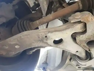 Автозапчасти б/у ПЕРЕДНИЙ ПРАВЫЙ НИЖНИЙ РЫЧАГ ПОДВЕСКИ за FORD FOCUS C-MAX (CAP)  ссылки OEM IAM 1570750  