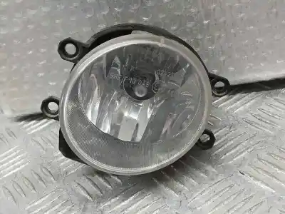 Second-hand car spare part left fog light for toyota auris active oem iam references 90008497  