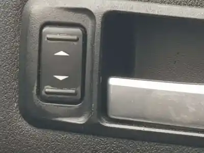 Peça sobressalente para automóvel em segunda mão BOTÃO / INTERRUPTOR ELEVADOR VIDRO DIANTEIRO DIREITO por FORD KUGA (CBV)  Referências OEM IAM 1471913  