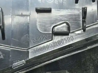 Second-hand car spare part right tailgate light for renault clio v zen oem iam references 100000100500  