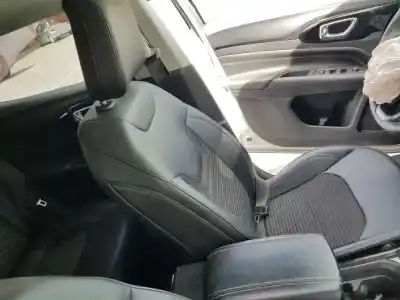 Tweedehands auto-onderdeel linker voorstoel voor jeep compass ii busines 4x2 oem iam-referenties  Tweedehands auto-onderdeel linker voorstoel voor jeep compass ii busines 4x2 oem iam-referenties