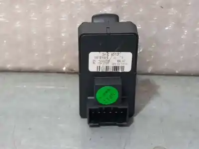 Peça sobressalente para automóvel em segunda mão botão / interruptor elevador vidro dianteiro direito por mg zs suv 1.5 vti referências oem iam 10470989  