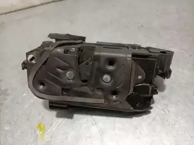 Peça sobressalente para automóvel em segunda mão fechadura da porta traseira esquerda por skoda fabia active referências oem iam 5ta939015e