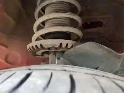 Tweedehands auto-onderdeel SCHOKBREKER LINKS VOOR voor SKODA FABIA  OEM IAM-referenties 6C0413031AN  