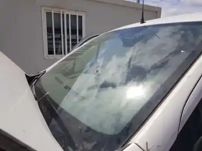 İkinci el araba yedek parçası ÖN CAM için CITROEN BERLINGO  OEM IAM referansları 8116QW  