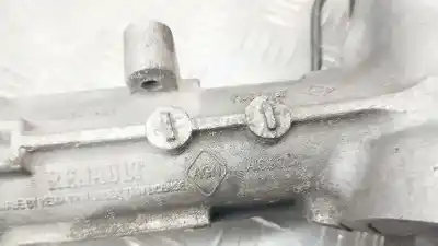 Pièce détachée automobile d'occasion crémaillère de direction pour dacia duster laureate 4x2 références oem iam 490010125r a0029803 