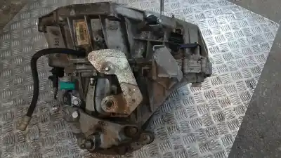 Автозапчастина б/у коробка передач для dacia duster laureate 4x2 посилання на oem iam tl4043 6velocidades 