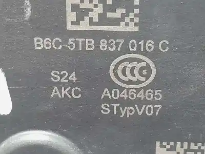 Pièce détachée automobile d'occasion serrure de porte avant droite pour skoda octavia combi (5e5) active références oem iam b6c5tb837016c  
