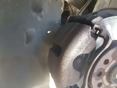 Peça sobressalente para automóvel em segunda mão PINÇA DE TRAVÃO DIANTEIRA ESQUERDA por SKODA OCTAVIA COMBI (5E5)  Referências OEM IAM 5Q0615123  