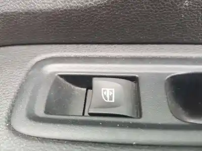 Peça sobressalente para automóvel em segunda mão botão / interruptor elevador vidro traseiro direito por dacia sandero stepway referências oem iam 254118439r