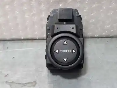 Peça sobressalente para automóvel em segunda mão  por KIA STONIC (YBCUV)  Referências OEM IAM 4D64811000  