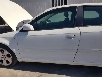 Автозапчасти б/у левая передняя дверь за AUDI A3 (8P) 2.0 TDI ссылки OEM IAM 8P3831051D  