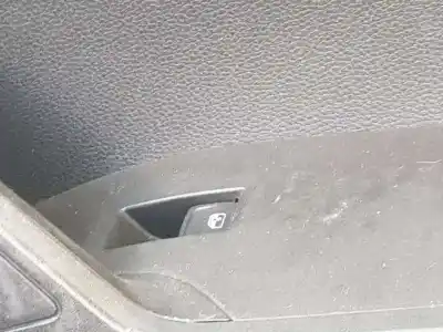 Tweedehands auto-onderdeel SCHAKELAAR RECHTS VOOR RUIT voor SEAT IBIZA (KJ1)  OEM IAM-referenties 5G0959855PWHS  