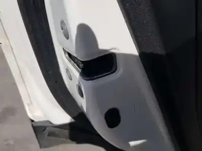 Pezzo di ricambio per auto di seconda mano serratura porta posteriore sinistra per toyota rav4 hybrid 4x2 advance riferimenti oem iam 6906012410