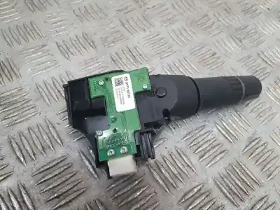 Second-hand car spare part headlights switch for mazda 2 (de_, dh_) 1.3 (de3fs) oem iam references df7166122  0112640409