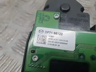 Second-hand car spare part headlights switch for mazda 2 (de_, dh_) 1.3 (de3fs) oem iam references df7166122  0112640409