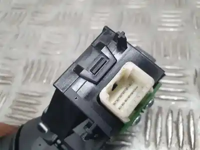 Second-hand car spare part headlights switch for mazda 2 (de_, dh_) 1.3 (de3fs) oem iam references df7166122  0112640409