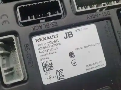 Pezzo di ricambio per auto di seconda mano modulo elettronico per renault captur ii experience riferimenti oem iam 284b13925r  a2c13120313