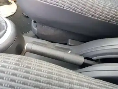 Автозапчастина б/у ВАЖІЛЬ РУЧНОГО ГАЛЬМА для CITROEN C3 (09.2009->)  Посилання на OEM IAM 470185  
