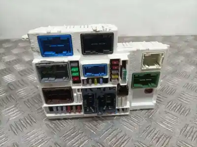 Second-hand car spare part fuse box unit for peugeot 308 allure oem iam references 9851622580
