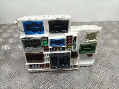 Gebrauchtes Autoersatzteil relais sicherungskasten multifunktionsrelais zum peugeot 308 allure oem-iam-referenzen 9851622580