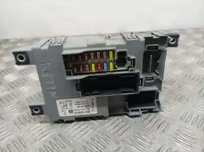Peça sobressalente para automóvel em segunda mão caixa de fusíveis e relés por ford ka (ccu) titanium+ referências oem iam 517935210