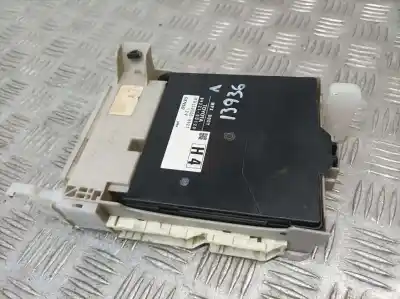 Peça sobressalente para automóvel em segunda mão caixa de fusíveis e relés por toyota yaris active hybrid referências oem iam 892210d120