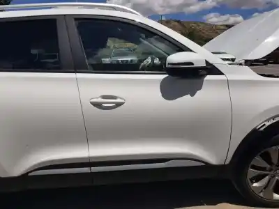 Автозапчастина б/у передні праві двері для DR 4.0 EV Посилання на OEM IAM   