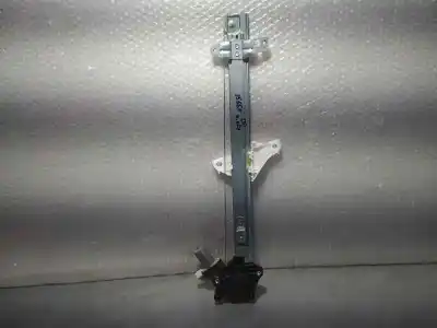 Tweedehands auto-onderdeel regelaar rechts voor ruit voor suzuki vitara (ly) 1.4 hybrid (mild hybrid) oem iam-referenties 8353064p00