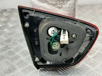 Second-hand car spare part right tailgate light for kia rio concept oem iam references 924061w2  