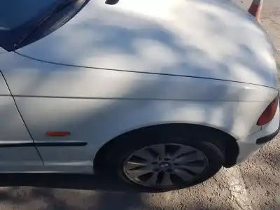 Recambio de automóvil de segunda mano de ALETA DELANTERA DERECHA para BMW SERIE 3 BERLINA (E46)  referencias OEM IAM 41358240406  