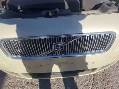 Peça sobressalente para automóvel em segunda mão grelha frontal por volvo v50 familiar 2.0 d momentum referências oem iam   