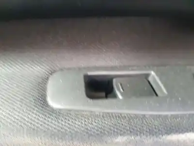 Recambio de automóvil de segunda mano de MANDO ELEVALUNAS TRASERO DERECHO para NISSAN QASHQAI (J10)  referencias OEM IAM 25411BR00A  