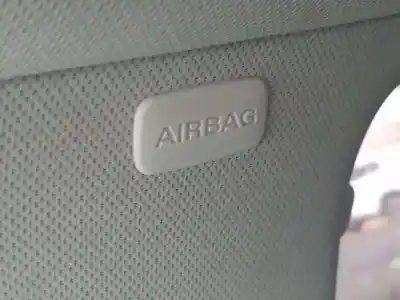Автозапчастина б/у передня права подушка безпеки для AUDI A3 (8P) 2.0 TDI Посилання на OEM IAM 8P3880742E  