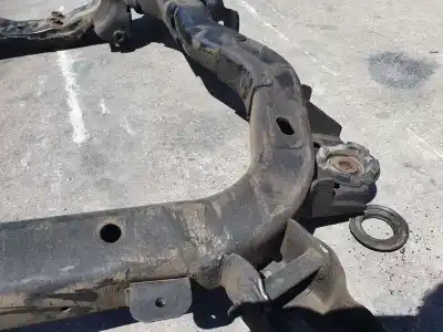 Peça sobressalente para automóvel em segunda mão charrió / suporte de eixo dianteiro por chevrolet captiva 2.0 vcdi lt referências oem iam 96626232  