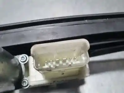 Peça sobressalente para automóvel em segunda mão elevador de vidros dianteiro direito por renault captur ii equilibre referências oem iam 807203293r  