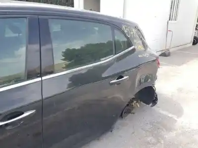 İkinci el araba yedek parçası  için RENAULT MEGANE III BERLINA 5 P Business OEM IAM referansları 821015121R  