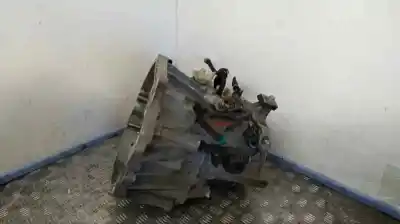 Автозапчастина б/у коробка передач для renault scenic iii grand dynamique посилання на oem iam nd4012 6velocidades a044810