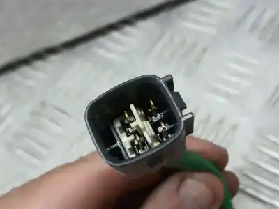 Peça sobressalente para automóvel em segunda mão sonda lambda por toyota yaris active referências oem iam 894553060  