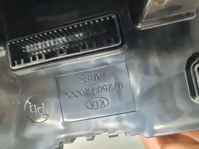 Peça sobressalente para automóvel em segunda mão comando de sofagem (chauffage / ar condicionado) por kia stonic (ybcuv) concept referências oem iam 97250h8220sa1  c200367560a