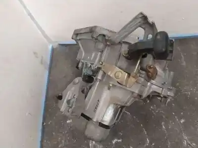 Second-hand car spare part gearbox for citroen c2 vtr oem iam references 20gp24 5velocidades 0003053