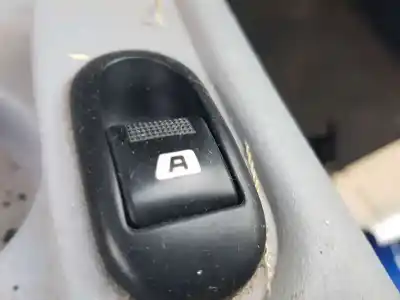 Second-hand car spare part RIGHT FRONT POWER WINDOW SWITCH for CITROEN C3 PICASSO  OEM IAM references 6554L7  