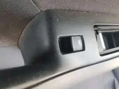 Piesă de schimb auto la mâna a doua PANOU COMANDÃ GEAMURI ELECTRICE SPATE DREAPTA pentru AUDI A6 BERLINA (4F2)  Referințe OEM IAM 4F0959855A  