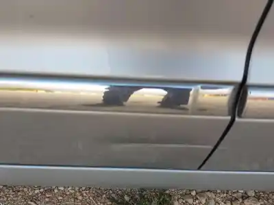 Автозапчастина б/у двері задні праві для ssangyong rodius xdi посилання на oem iam 6300421101  