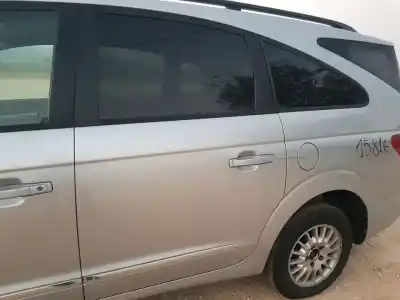 Автозапчастина б/у двері задні ліві для ssangyong rodius xdi посилання на oem iam 6300321101