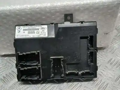 Second-hand car spare part FUSE BOX UNIT for FORD FIESTA (CB1)  OEM IAM references 8V5115K600CJ  F005V01086