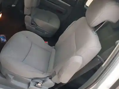 Автозапчастина б/у задне ліве сиділо для ssangyong rodius xdi посилання на oem iam 