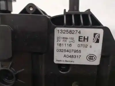 Peça sobressalente para automóvel em segunda mão fechadura da porta dianteira direita por opel meriva b selective referências oem iam 13258274 0325407955 2c1639102