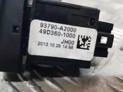 Second-hand car spare part hazard warning lights for kia cee´d drive oem iam references 93790a2000  49d3601000